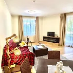 Alpine Charm Apartment Borowez
