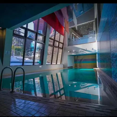 Alpine Charm Апартаменты *