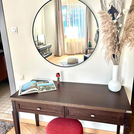 Alpine Charm Апартаменты