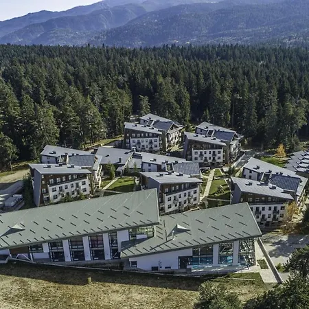 Апартаменты Alpine Charm *